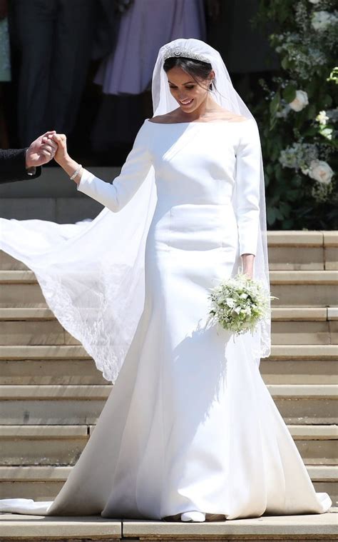 givenchy clare waight keller brautkleid|Givenchy dress designer.